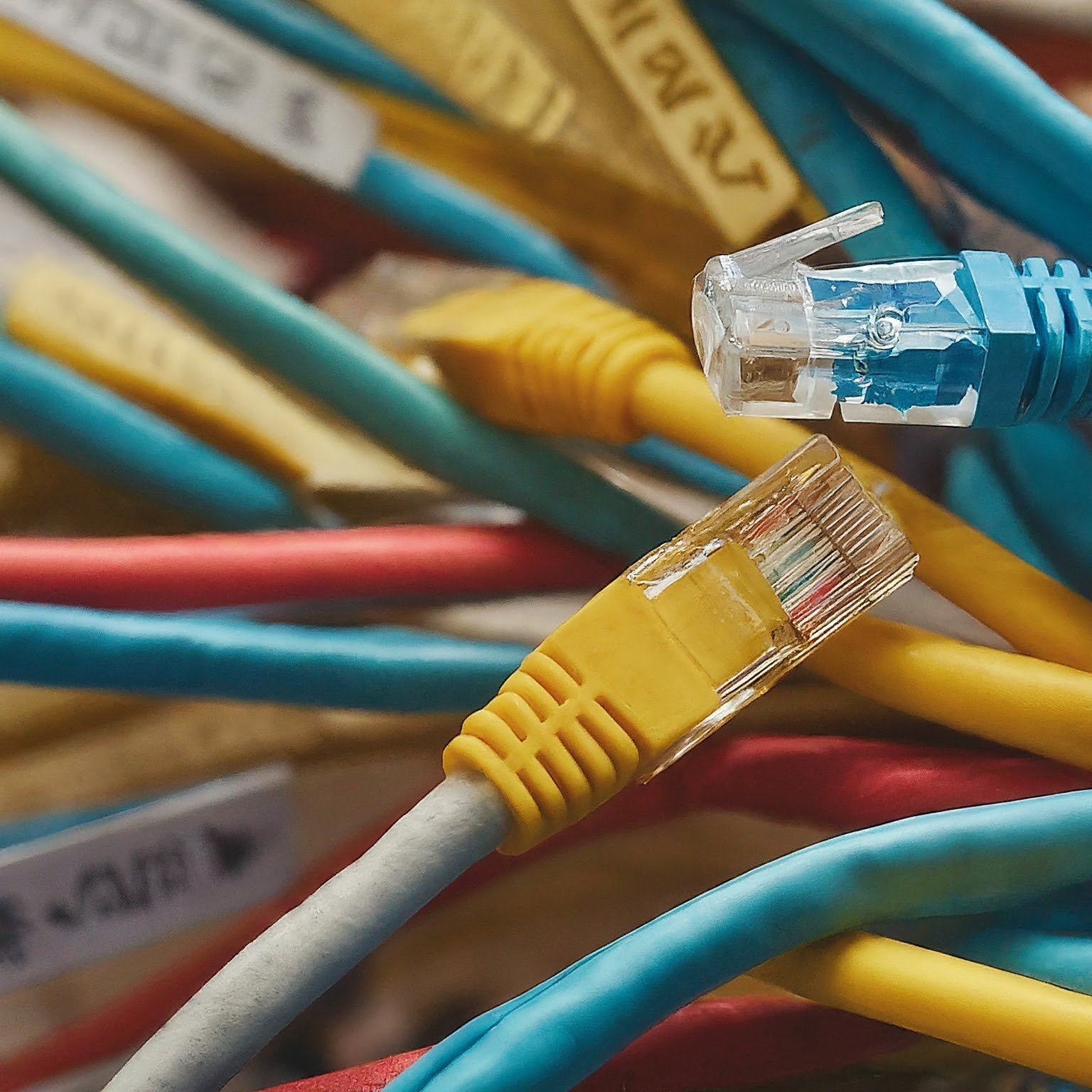 Decoding the Speed Maze: Choosing the Right Gigabit Ethernet for Your Needs
